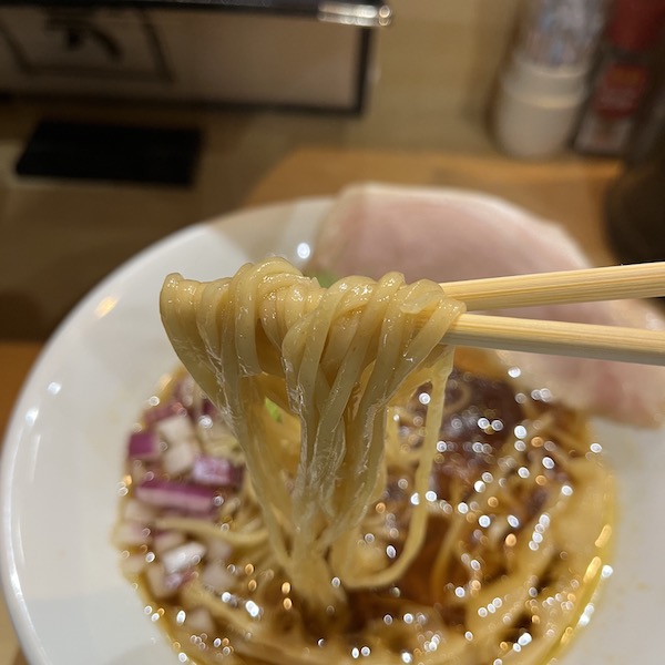 ツルツルの全粒粉麺